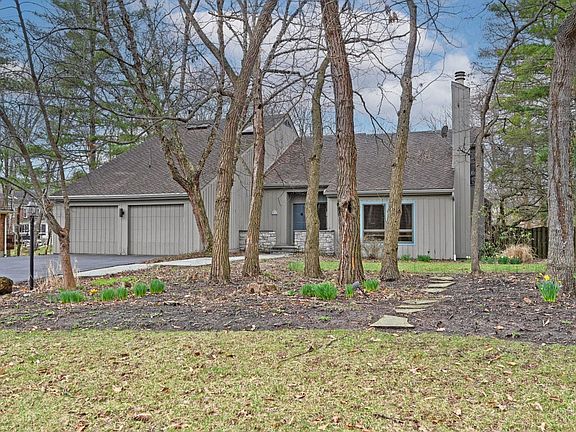 4th image of 9031 Winthrop Dr