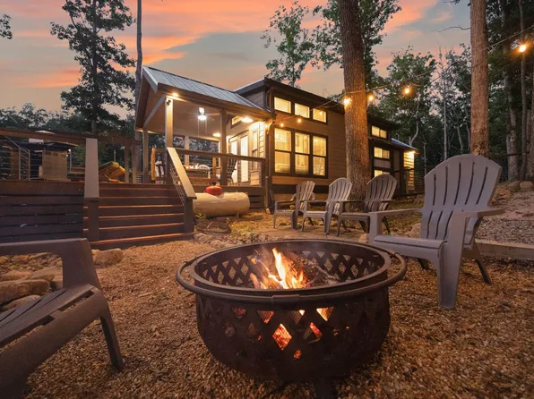 255 Waters Edge Way, Tracy City, TN 37387