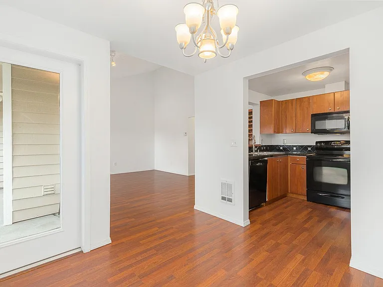 14058 NE 181st St #F304 — Photo 9