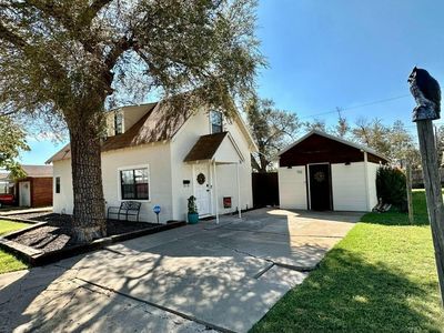 110 NE 3rd St, Tulia, TX, 79088