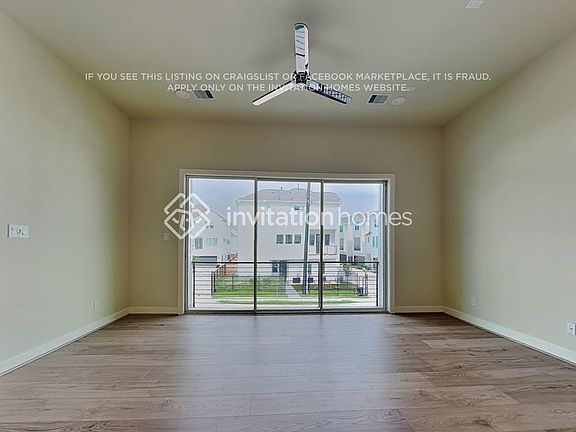 5th image of 711 Carriage Knolls Dr