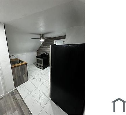 2nd image of 1380 E 85th St #3