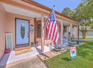 106 Nottingham Ct, Summerville, SC 29485