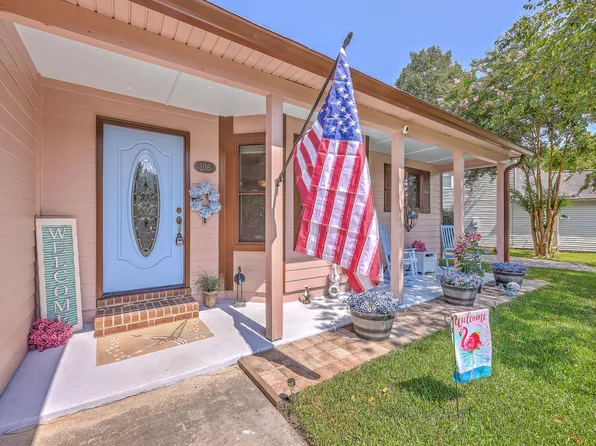 106 Nottingham Ct, Summerville, SC 29485