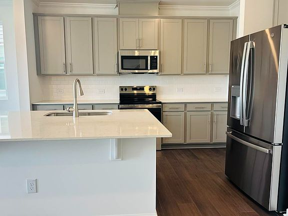 5th image of 112 Blossom Field Way #1