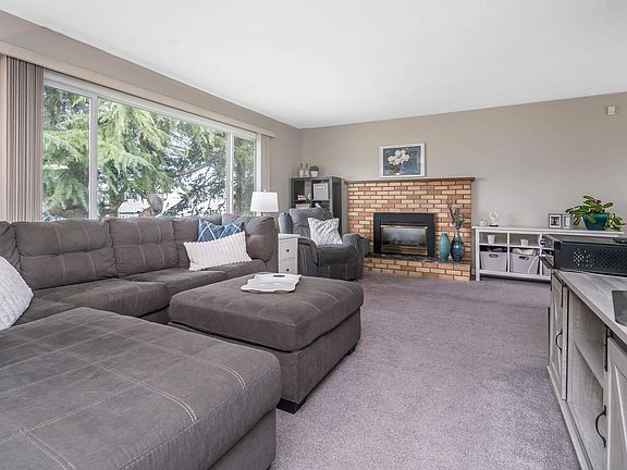 3rd image of 46412 Chilliwack Central Rd