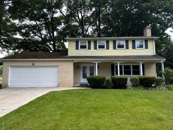 2920 Loveland Ave, Erie, PA 16506