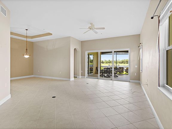 5th image of 1422 Borghese Ln APT 101