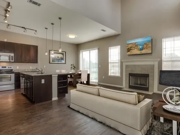 2215 Reflection Pointe, Richardson, TX 75080