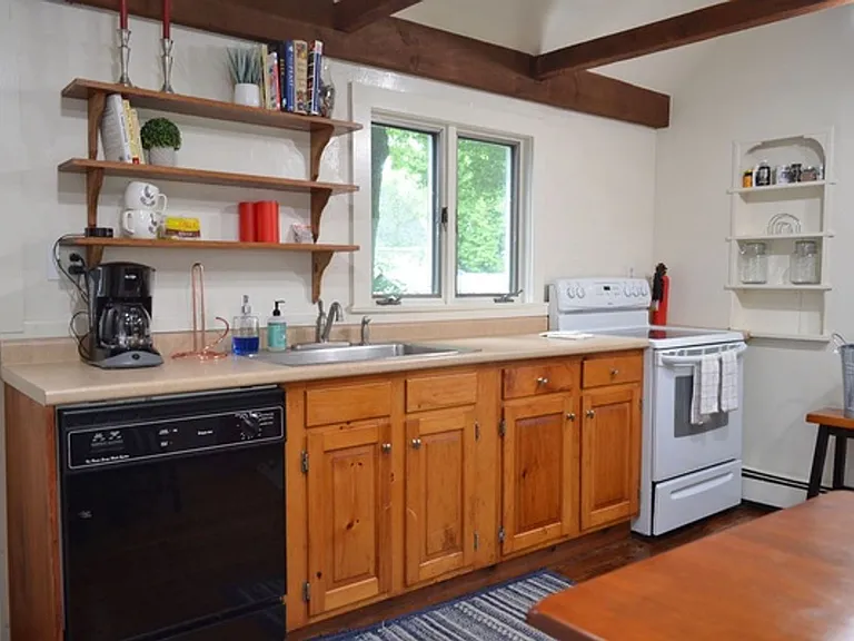 7 Granite St — Photo 7