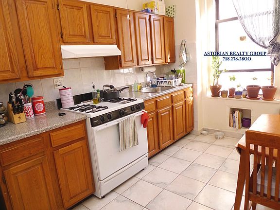 4th image of 30-44 34th St #10