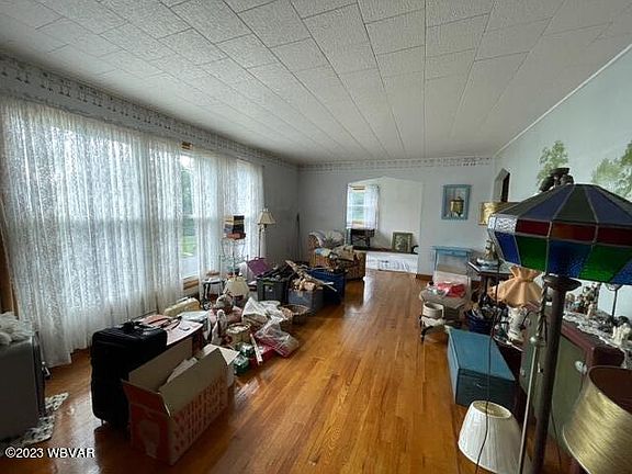 4th image of 207 Melody Ln