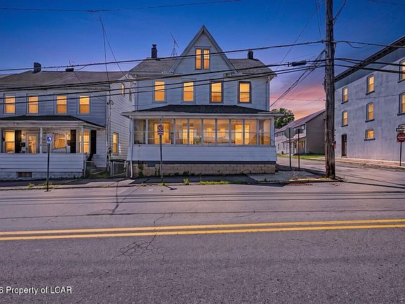 2nd image of 730 Birkbeck St