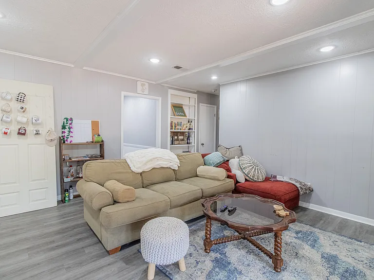 1500 Caudill St — Photo 17