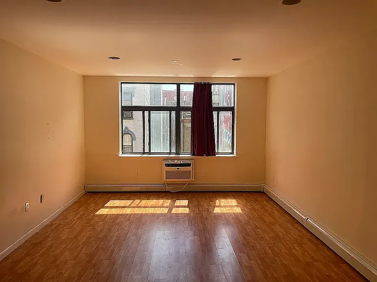 300 Broome St #4R — Photo 5