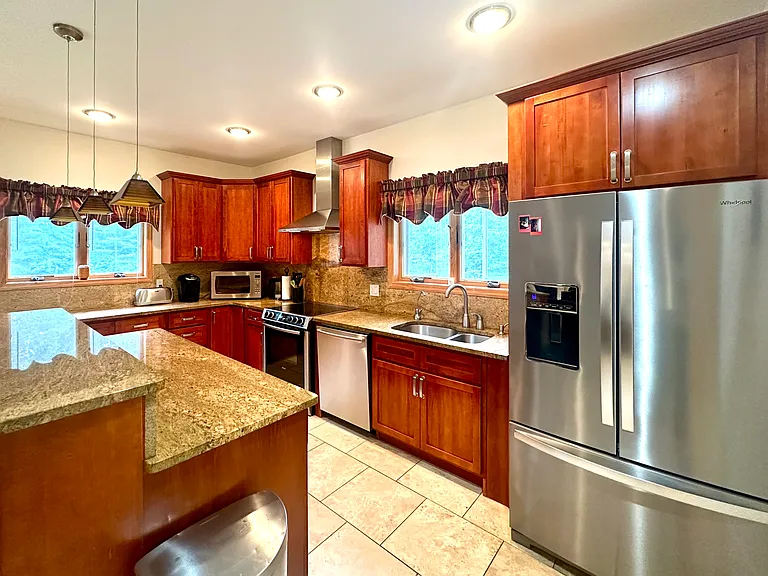 75 Ruby Rd — Photo 17