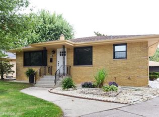 18337 Rose St, Lansing, IL 60438