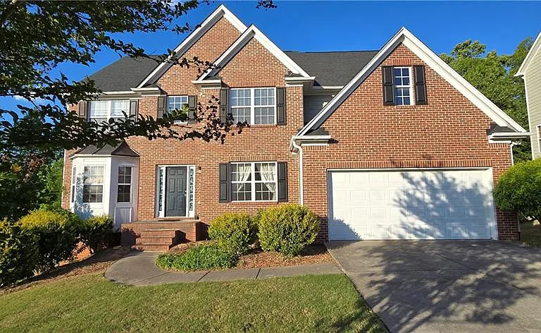 3811 Roxfield Dr — Photo 1