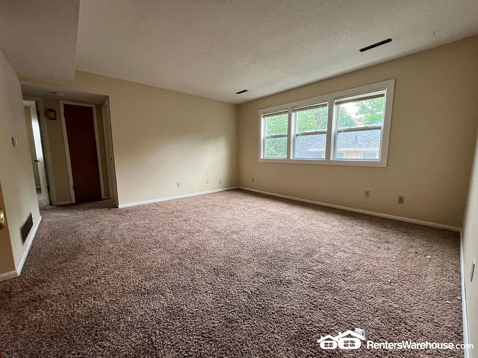 Nice 2 Bedroom Apartment — Photo 2