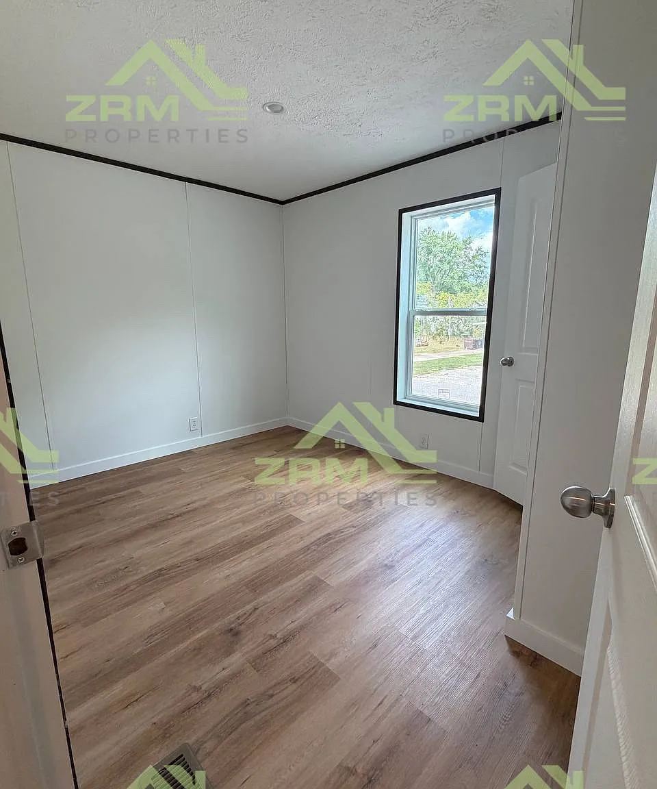 2 bed, 850 sqft, $850 — Photo 2