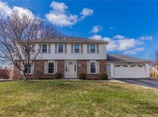 43 Kimbrook Cir, Rochester, NY 14612