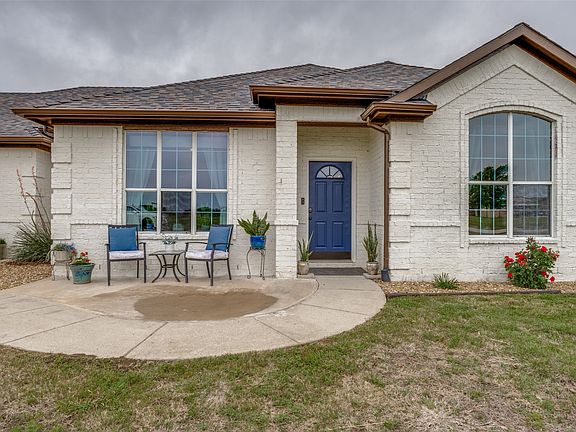4th image of 105 Avalon Dr