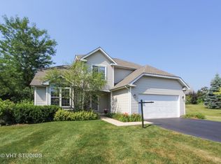 372 Sherbrooke Ct, Crystal Lake, IL 60012