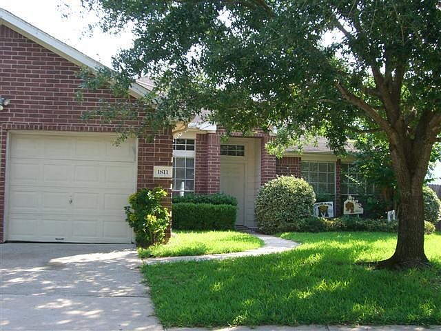 1st image of 1811 Kelliwood Trails Ct