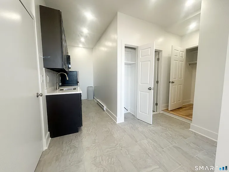 207 Bank St #202 — Photo 10