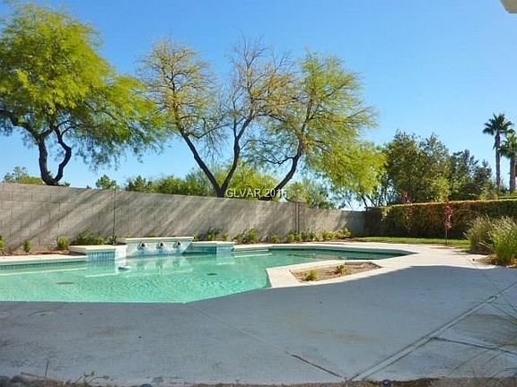 2nd image of 8908 Saint Pierre Dr
