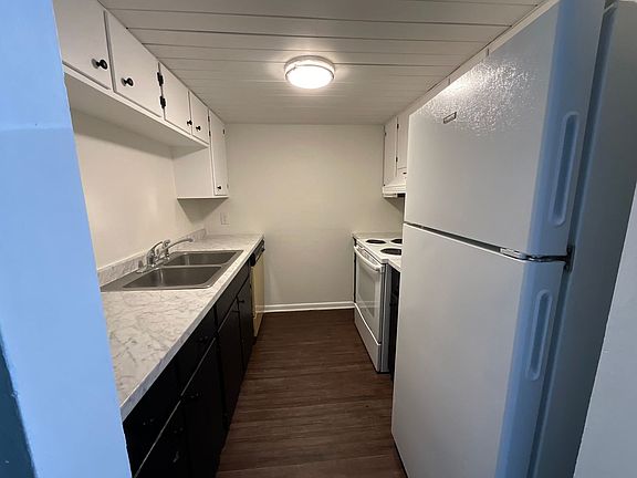 3rd image of 3034 Jefferson St #5