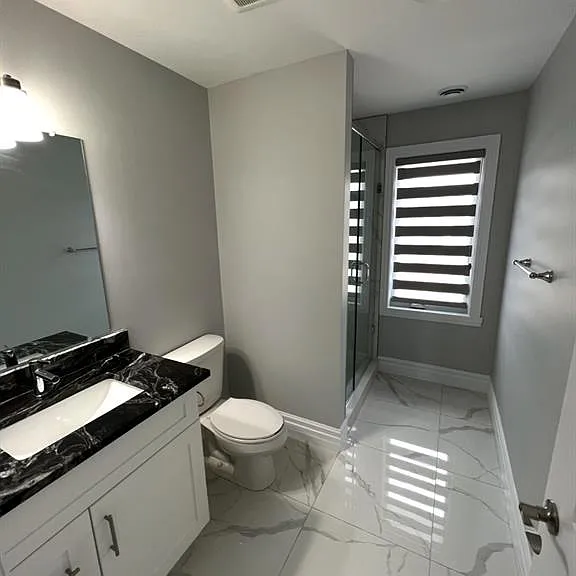 319 Benson Ct — Photo 9