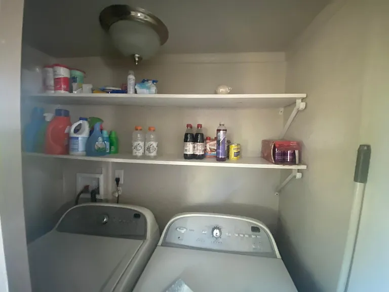 5892 N Circuit Dr — Photo 3