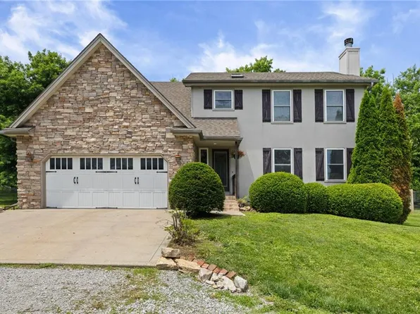 703 N Lincoln St, Hamilton, MO 64644