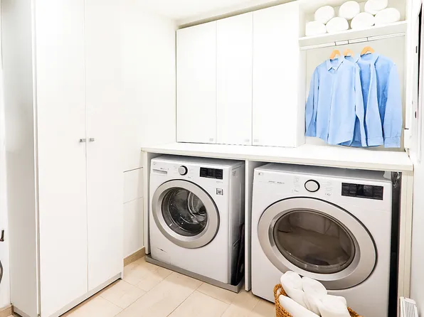 155 Noble Street image 15 of 22