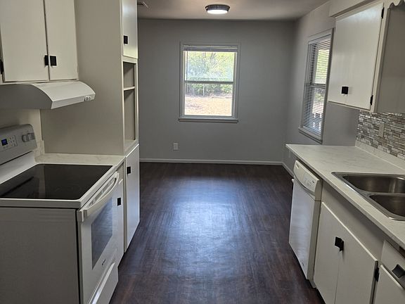 4th image of 715 Mulkey Ln