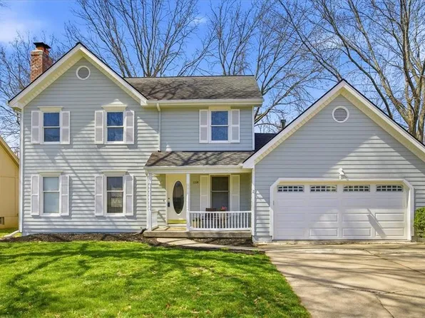 1104 SE 7th St, Lees Summit, MO 64063