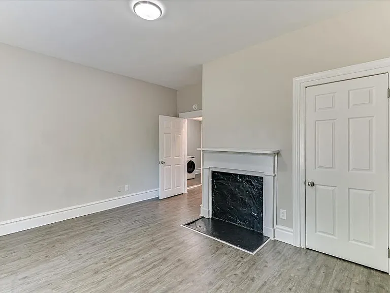 256 Walker St — Photo 17