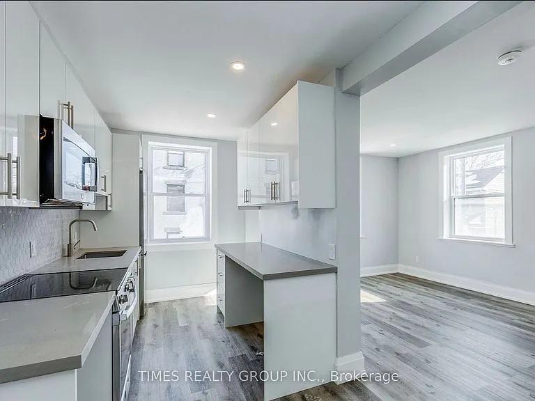 1480 Dundas St E #5 — Photo 9