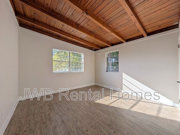 4th image of 9235 13th Ave