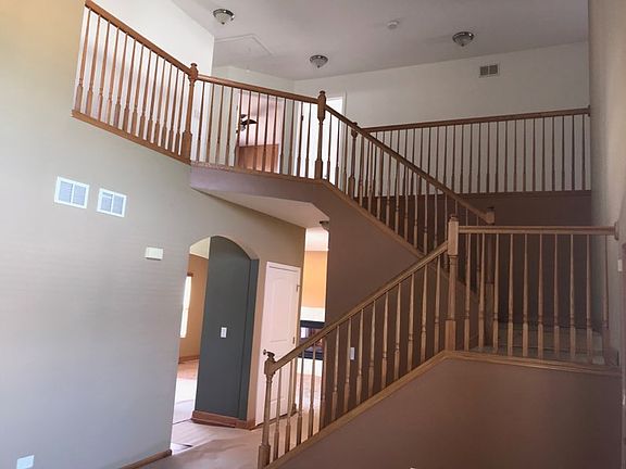 2nd image of 2905 Twin Falls Dr