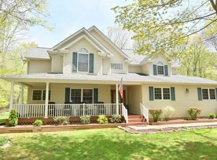 514 Executive Dr, Stroudsburg, PA 18360