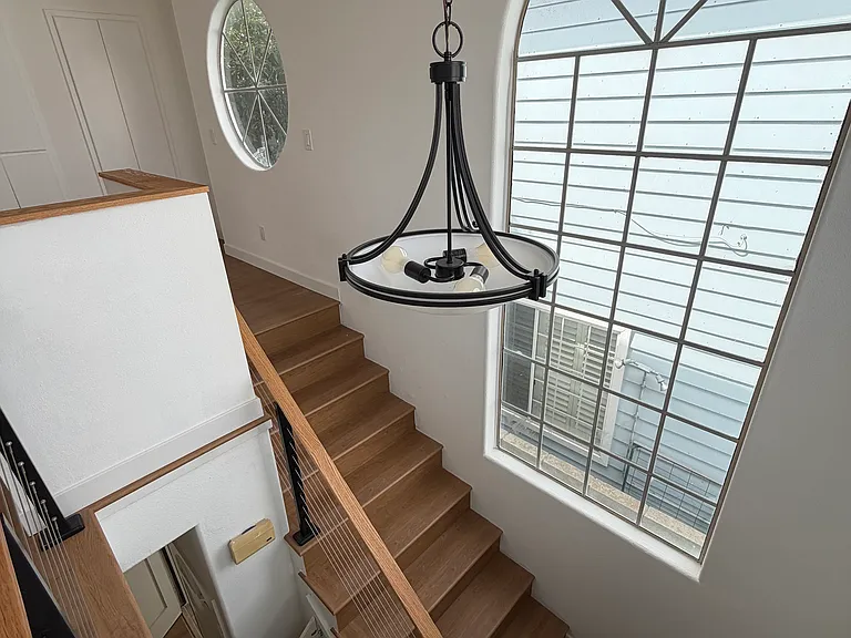 218 Orange St — Photo 19