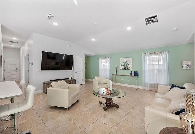 1735 Carnostie Rd — Photo 4