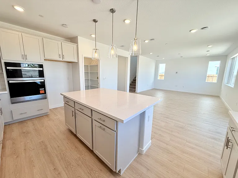 809 Canoe Ct — Photo 14