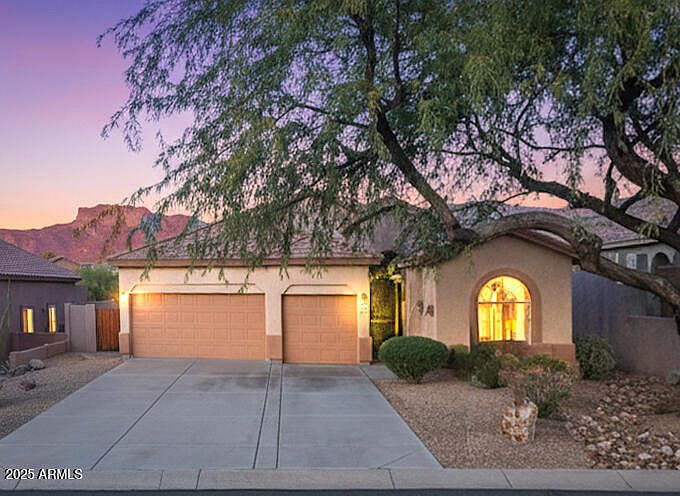 1st image of 4306 S COLUMBINE Way