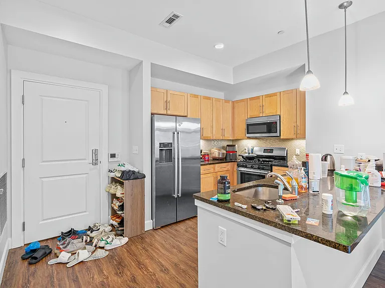 1501 Commonwealth Ave #103 — Photo 10