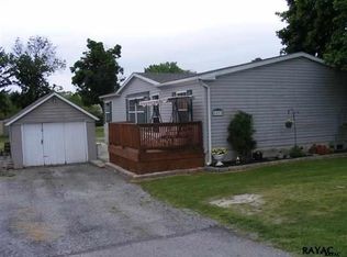 5893 York Rd, Spring Grove, PA 17362