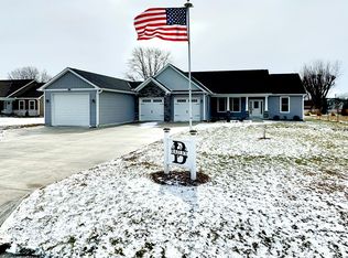 866 E Santee Dr, Greensburg, IN 47240