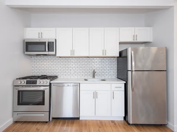6-79 Grandview Avenue 2 image 1 of 7